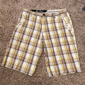 Volcom Men's Plaid Cargo Shorts in Brown and Yellow